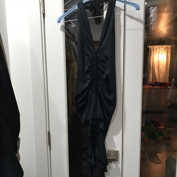 Dresses & Skirts - Deep plunge halter dress